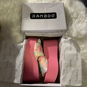 TyeDie Pink Platform Slides